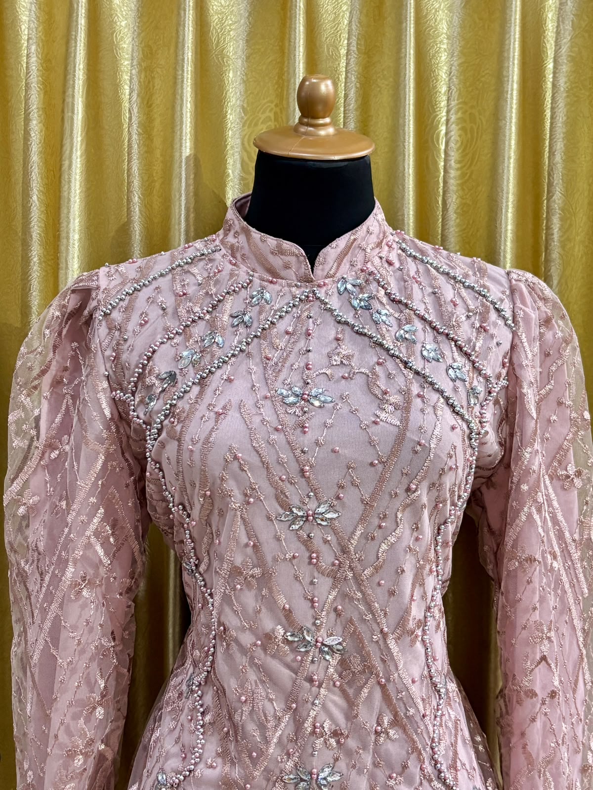 Kebaya Brokat Pink Payet Standar