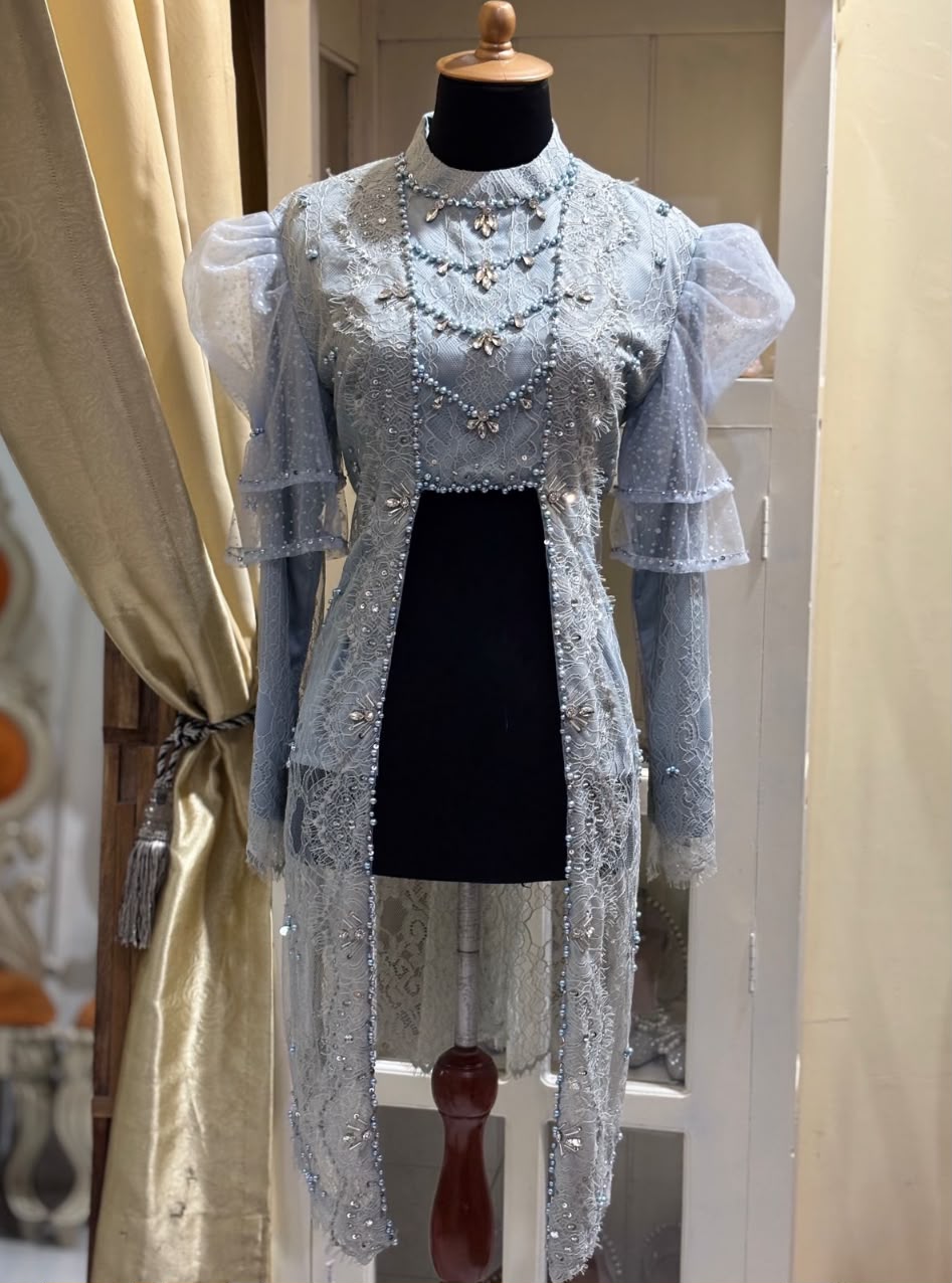 Kebaya Chantily SoftBlue Prem