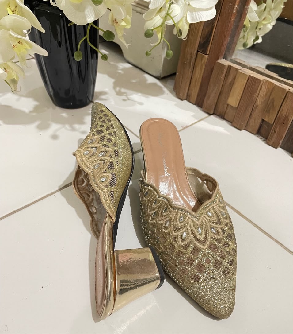 Heels YK02-slip on