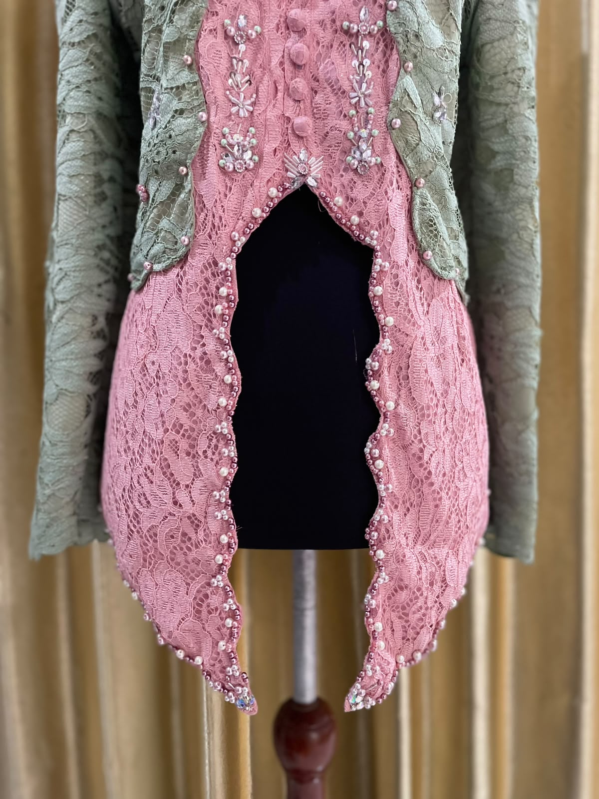 Kebaya Mix Hijau-Pink Premium