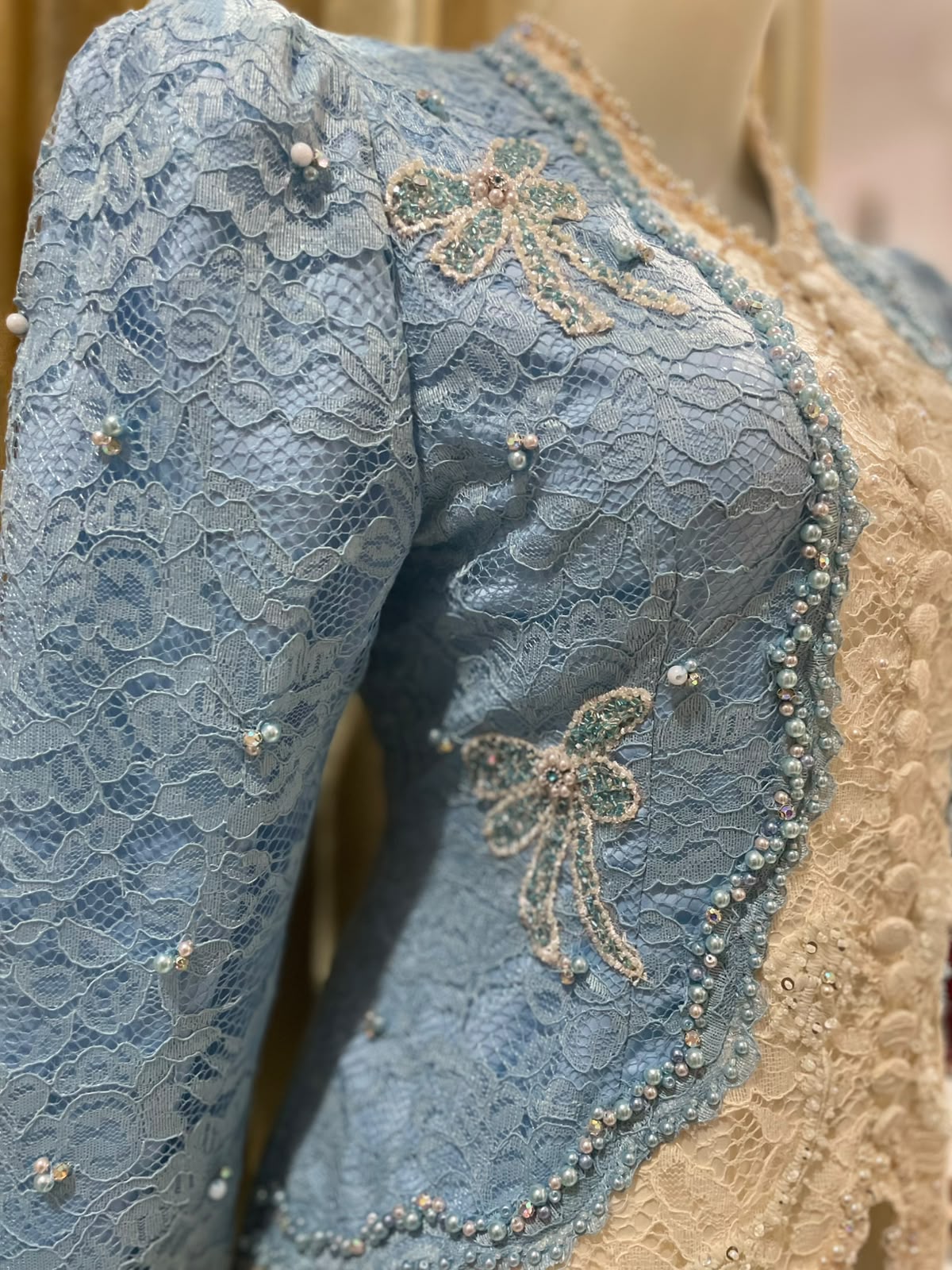 Kebaya Mix Biru-Butter Yellow Premium