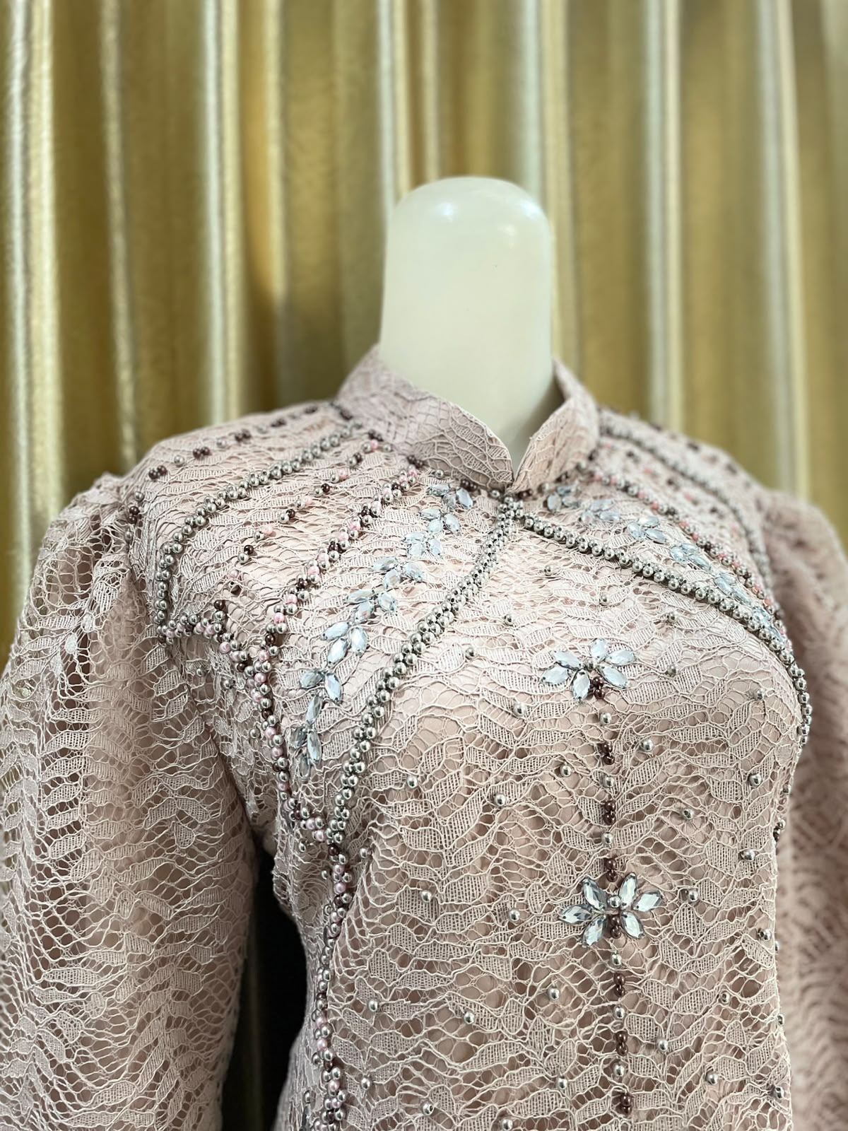 Kebaya Brokat Nude Payet Standar