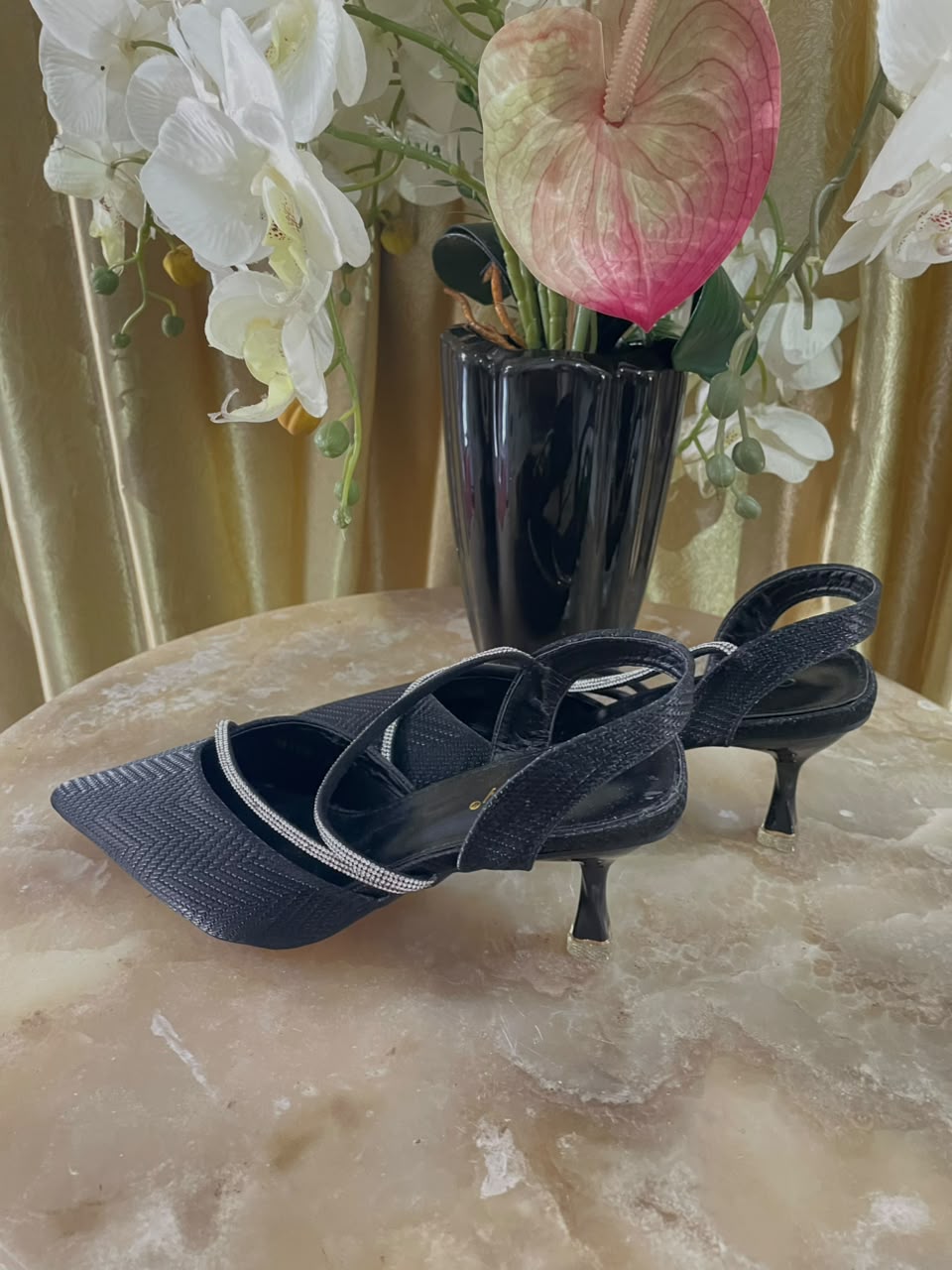 Heels GN11 Black
