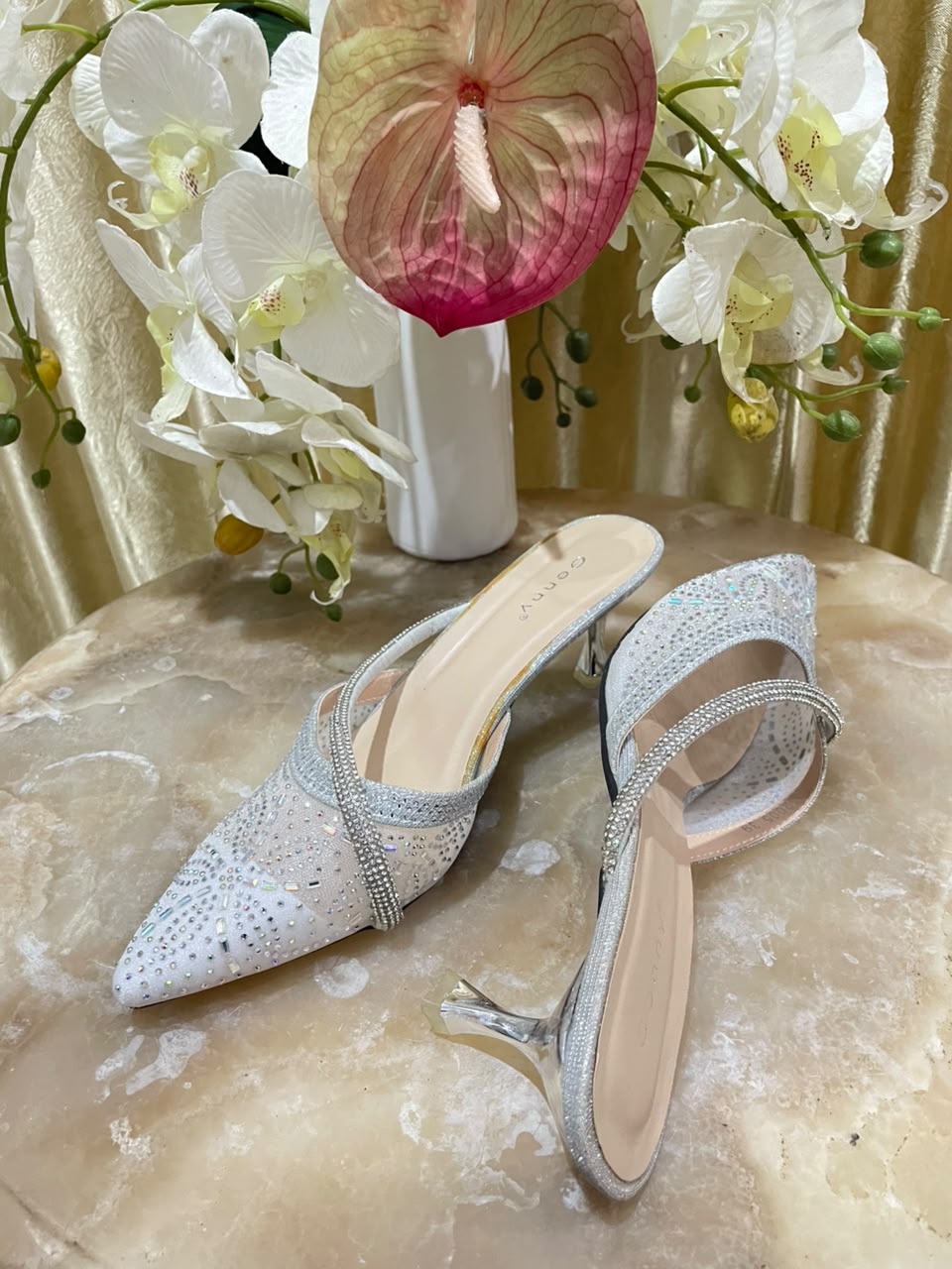 Heels GN41 silver slip on