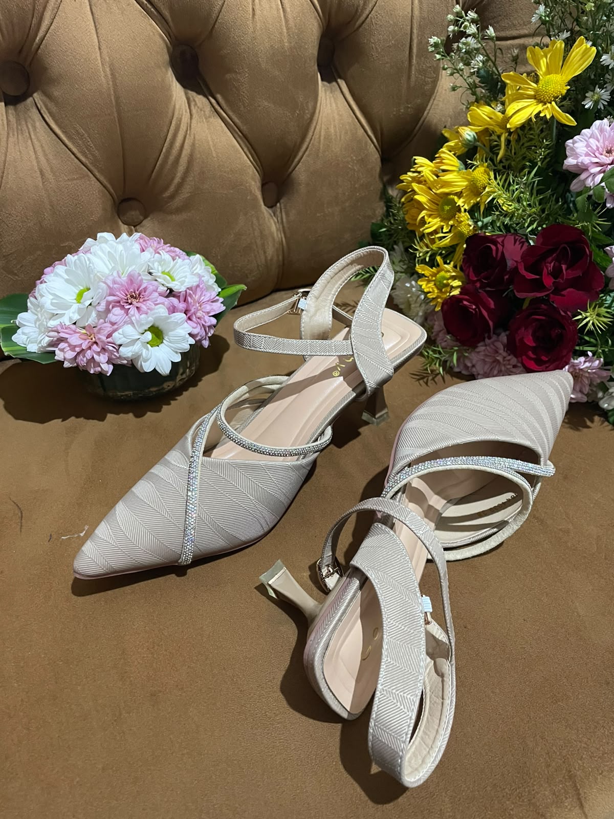 Heels GN32 Beige