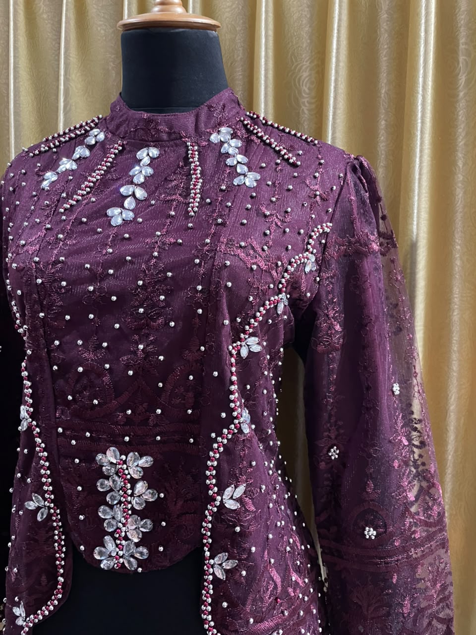 Kebaya Burgundy Payet Standar