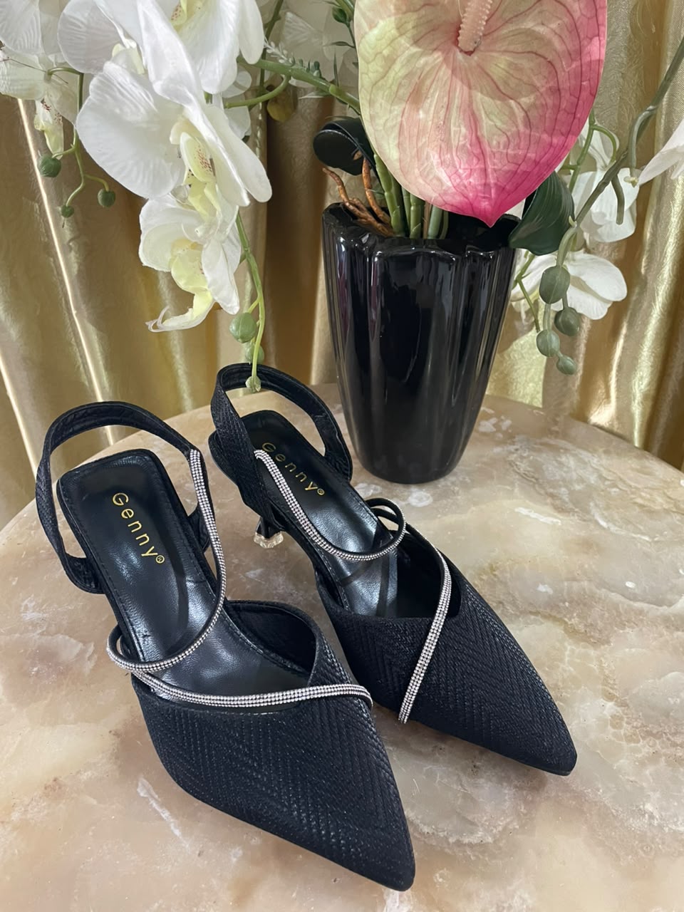 Heels GN11 Black