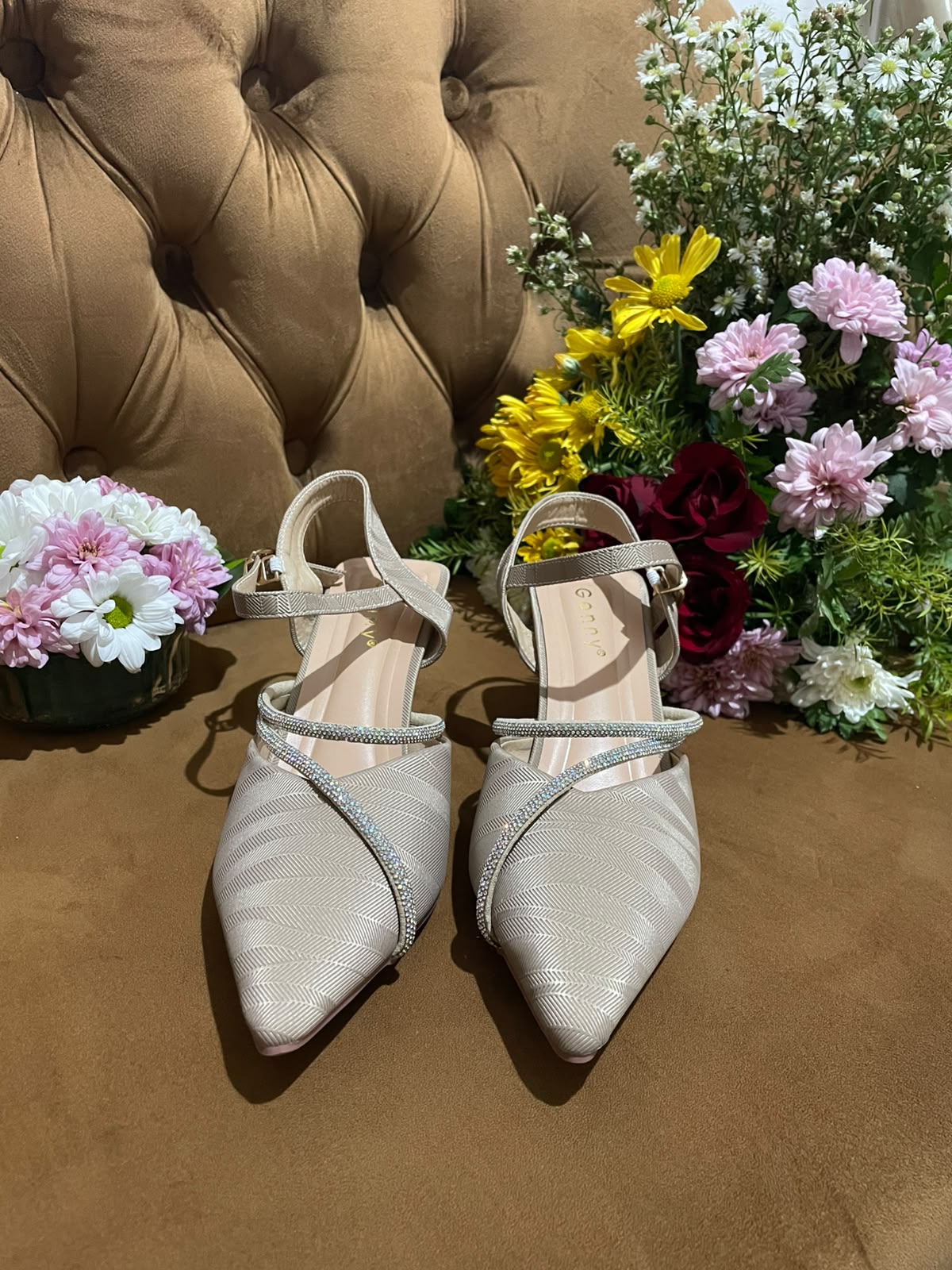 Heels GN32 Beige