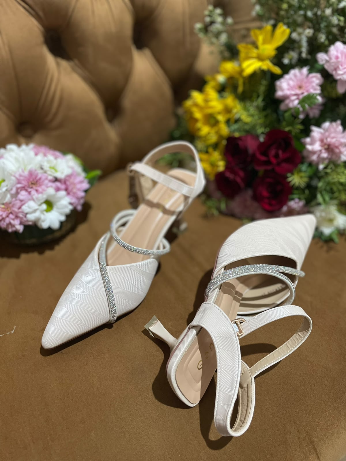 Heels GN34 Ivory
