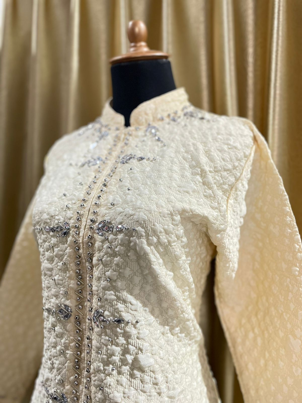 Kebaya Tunik Butter Yellow Jaguard